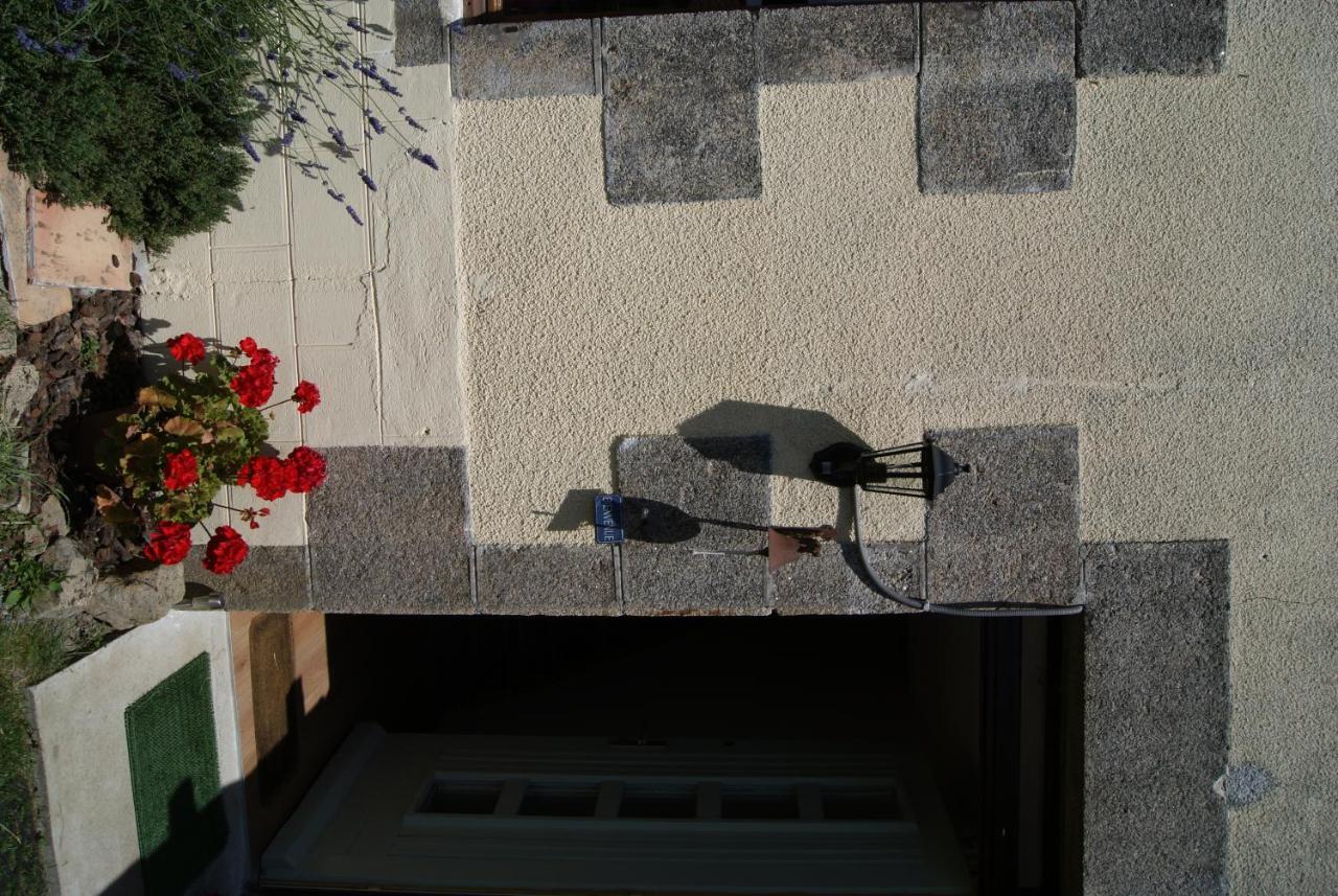 B&B Friaudour Saint-Pardoux-lʼOrtigier Exterior foto